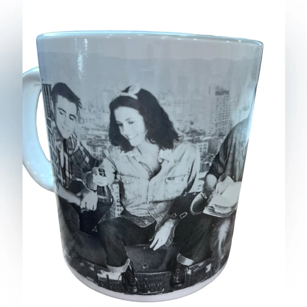 Friends TV Show 20oz Ceramic Mug Black White Cast Central Perk Coffee Cup